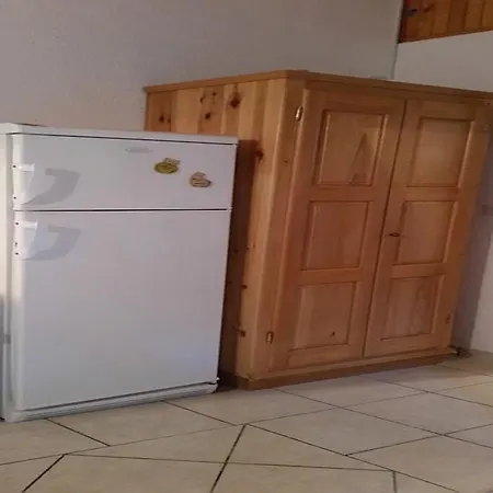 Maca Apartman *